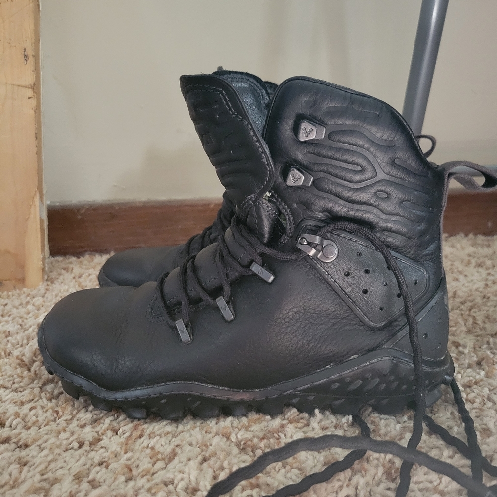 Vivobarefoot Tracker Forest ESC size 38